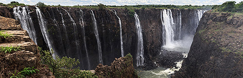 Victoria Falls, Rainbow Falls wide angle