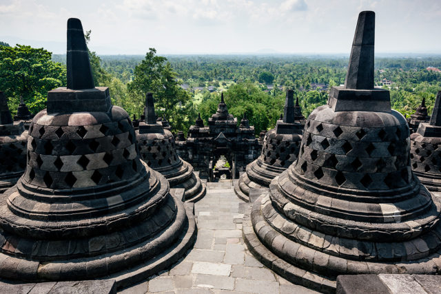 From Starting in Ende to Ending in Jakarta – Travelling the Sunda Islands