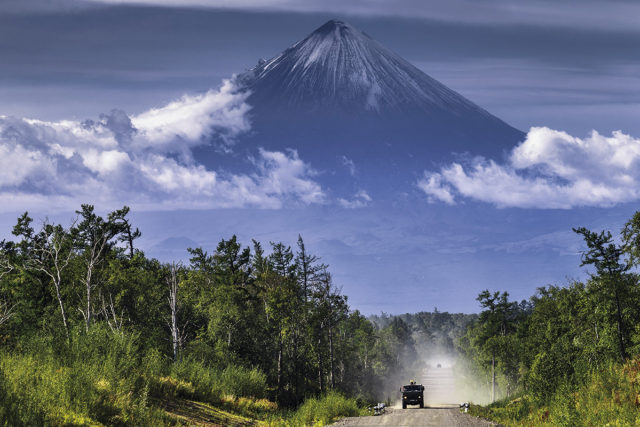 Klyuchevskoy and Tolbachik – The northern Volcano Giants