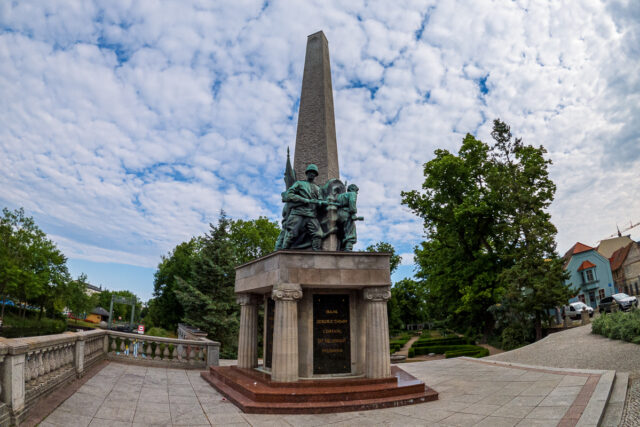 75 Years – 75 Memorials – Stage 6: The Soviet memorials of West Brandenburg